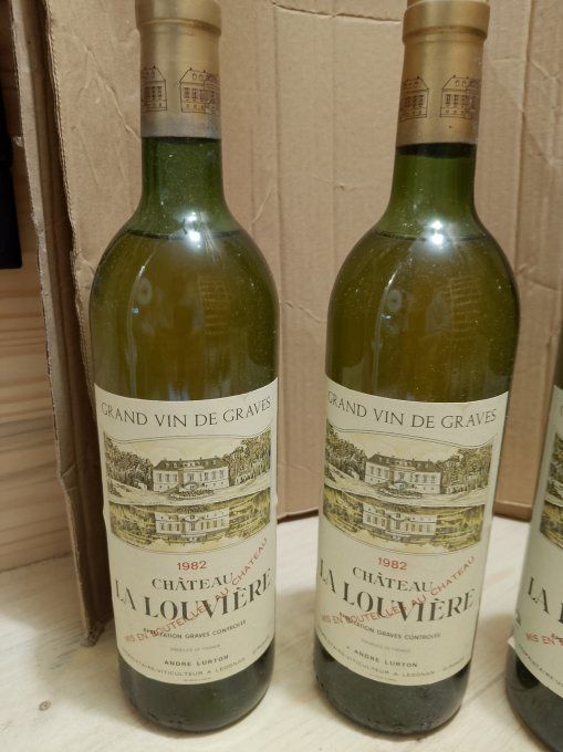 6 x 75 cl - Château La Louvière 1982